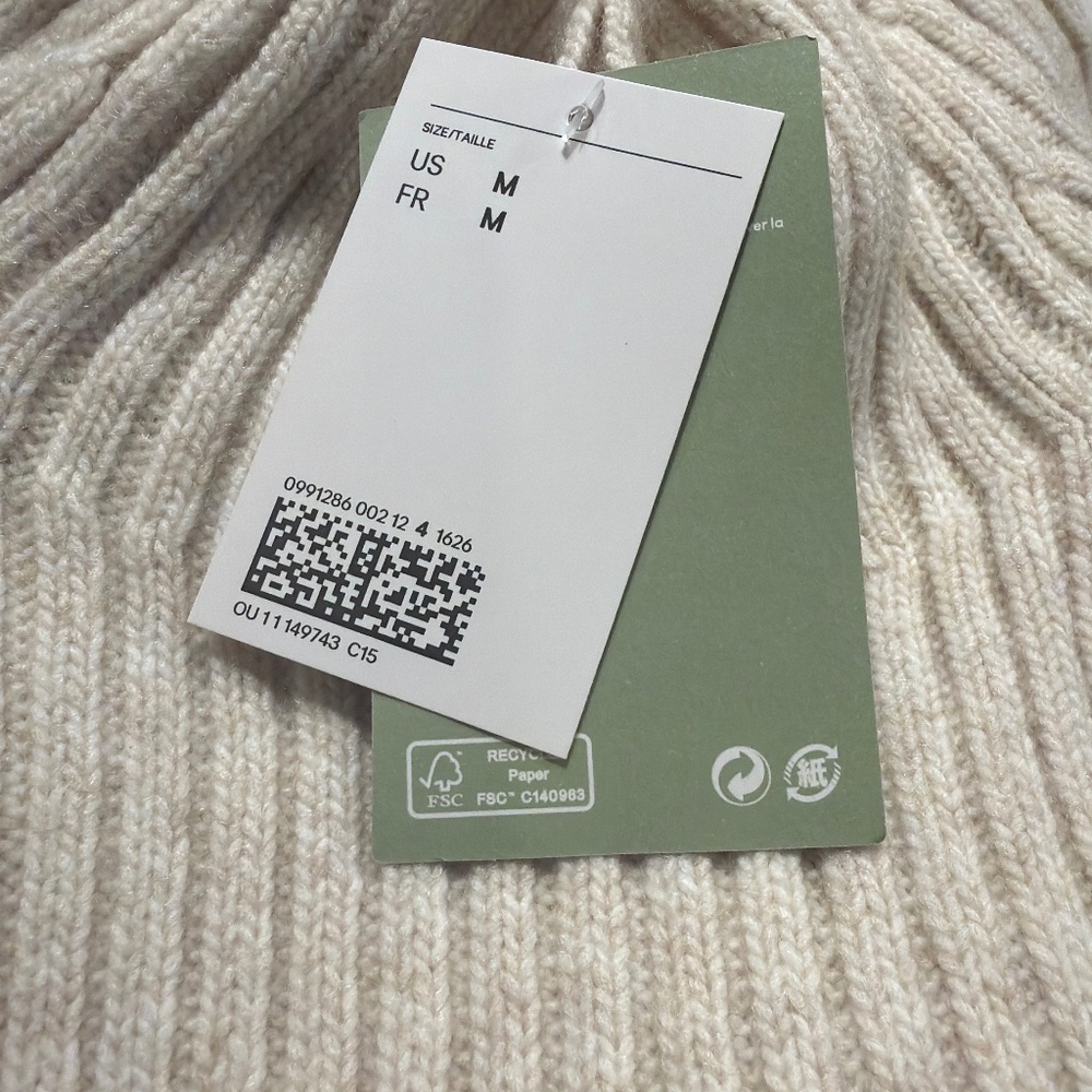 NWT H&M mock turtle neck sweater Medium